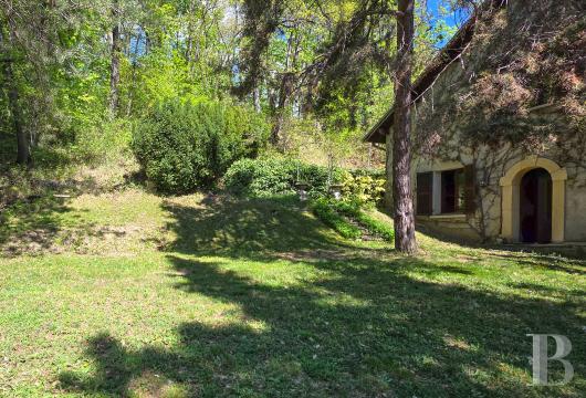 demeures et maisons a vendre france paca   - 13